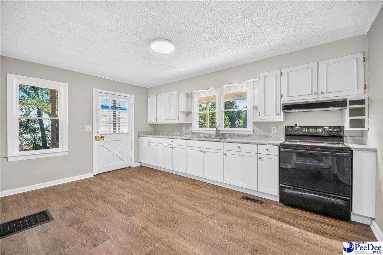 3617 W Bobo Newsom Hwy Photo 8