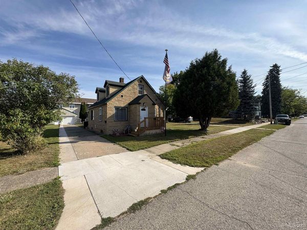 508 E Grand Boulevard, Iron Mountain, MI 49801