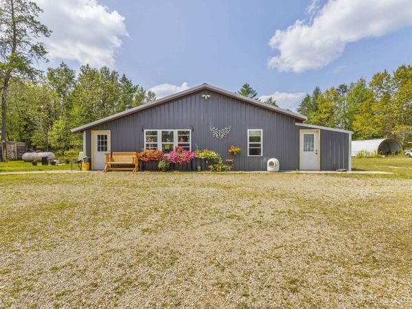 n11745 County Road 577, Holmes Twp, MI 49858