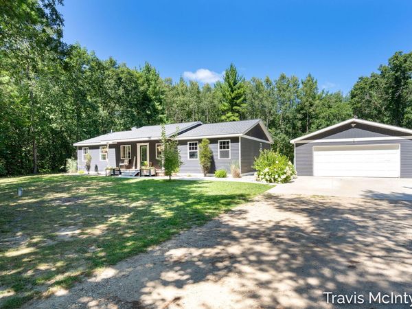 20392 Gates Road, Howard City, MI 49329