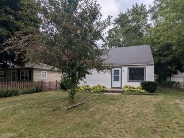 3304 Sheffer Avenue, Lansing, MI 48906