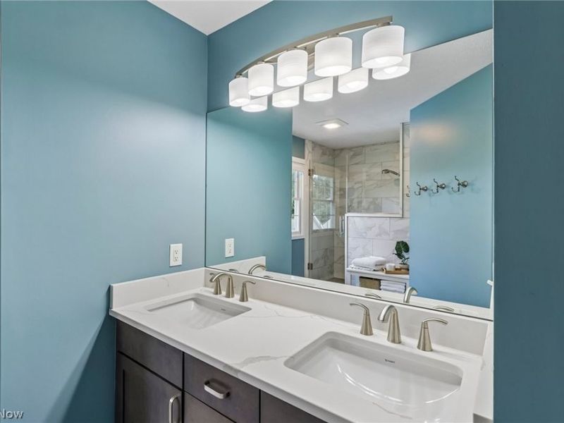21160 Beachwood Drive, Rocky River, OH 44116 Photo 34