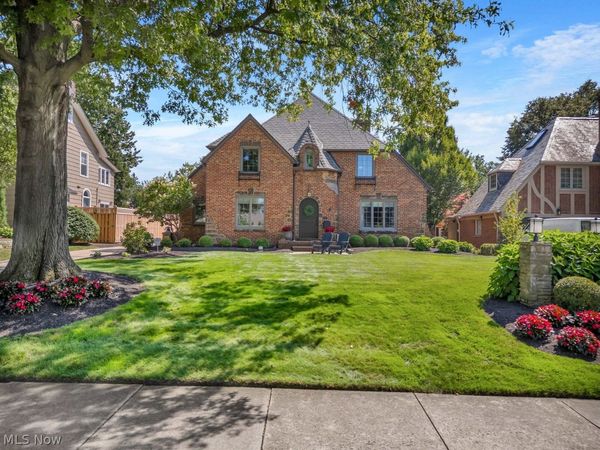 19637 Beach Cliff Boulevard, Rocky River, OH 44116