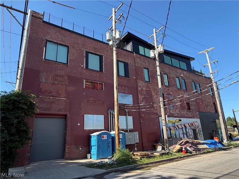 3040 Barber Avenue, Cleveland, OH 44113 Photo 35