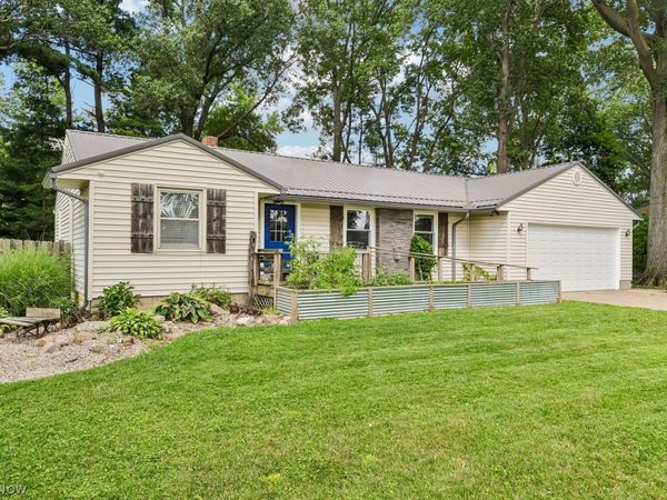 223 Southwood Drive , Carlisle, OH 44035