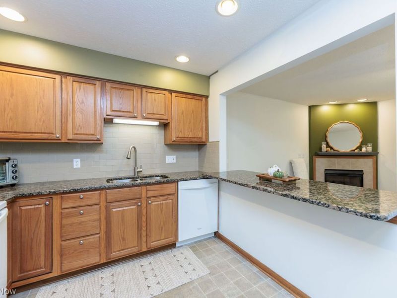 1209 Windmill Way S, Avon, OH 44011 Photo 6