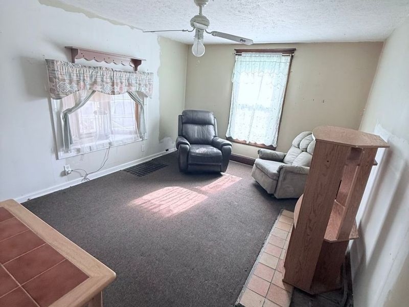 528 Turner Street, Elyria, OH 44035 Photo 5