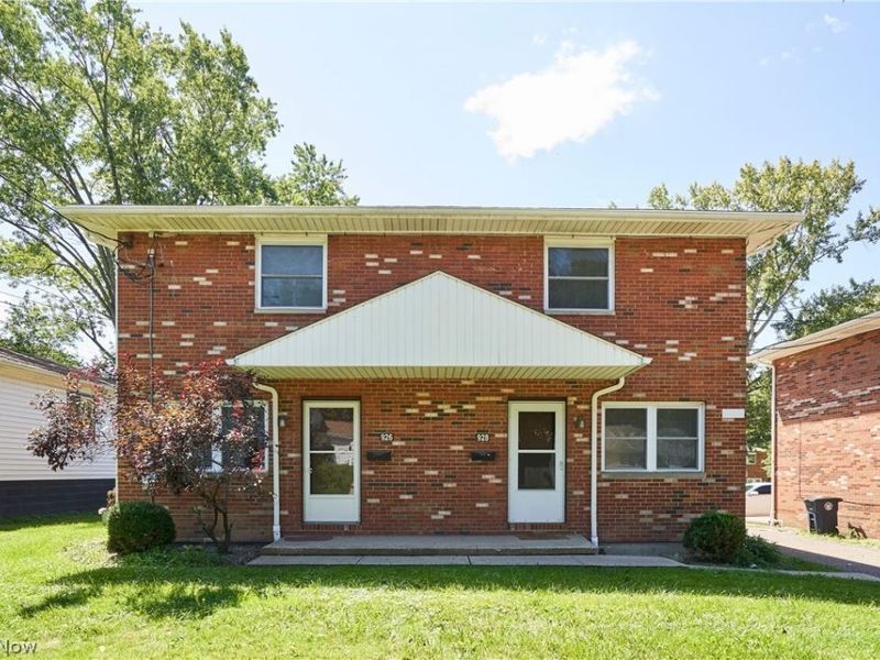 926 Russell Avenue, Akron, OH 44307 Photo 1