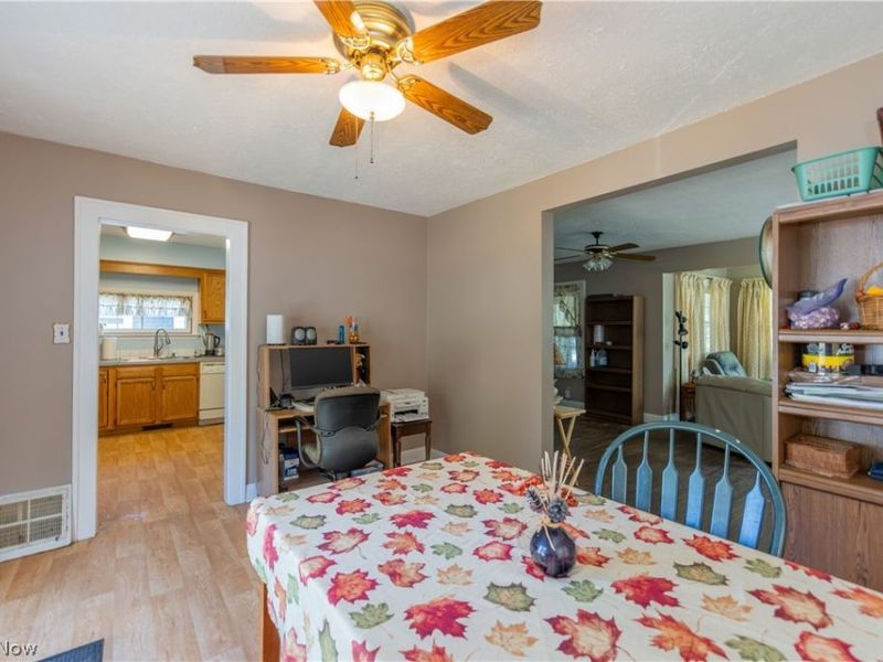 324 Montrose Avenue, Akron, OH 44310 Photo 10