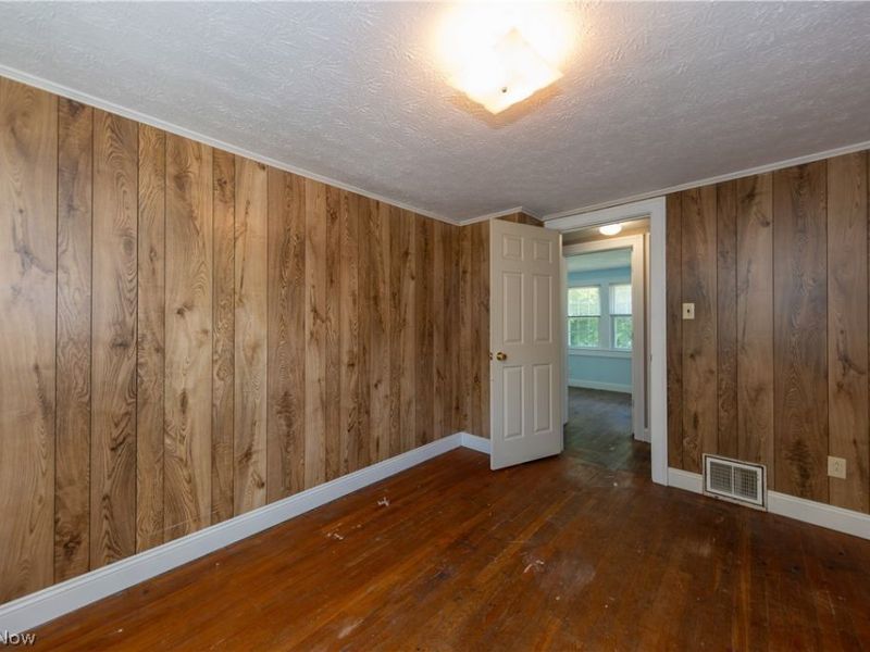 324 Montrose Avenue, Akron, OH 44310 Photo 19