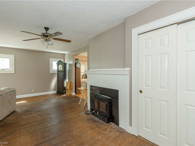 324 Montrose Avenue, Akron, OH 44310 Photo 5