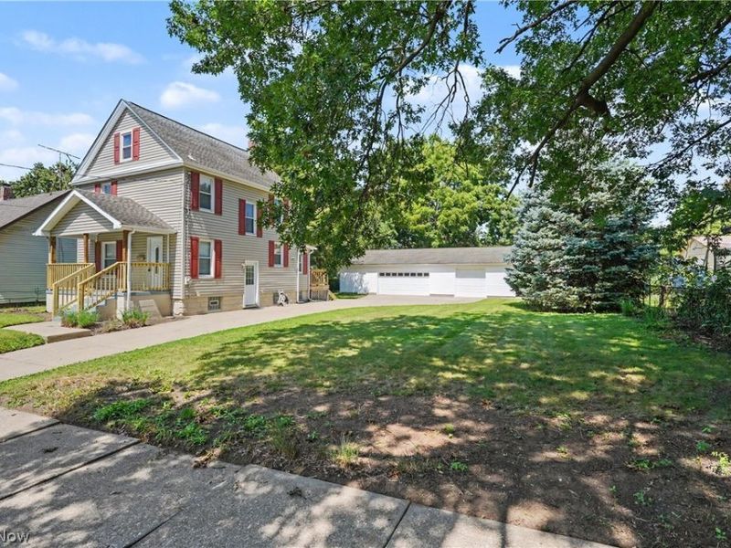 1233 McIntosh Avenue, Akron, OH 44314 Photo 2
