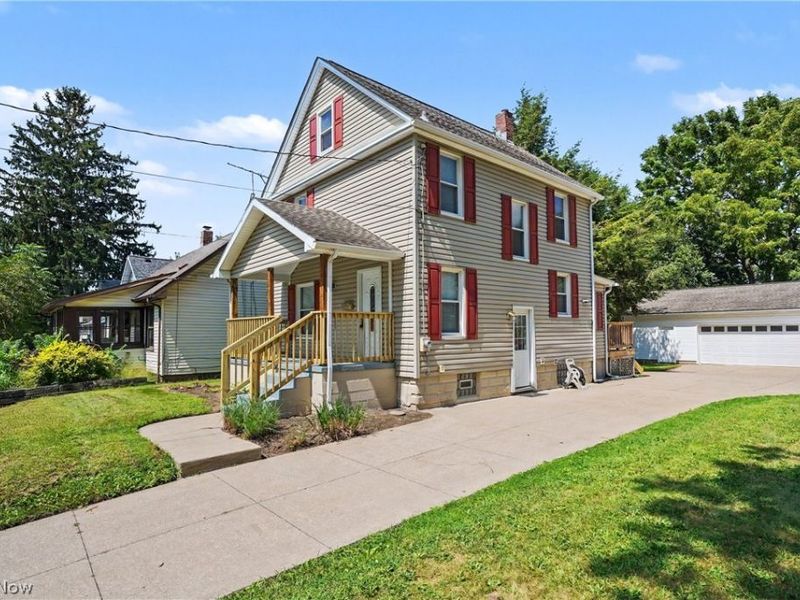 1233 McIntosh Avenue, Akron, OH 44314 Photo 4