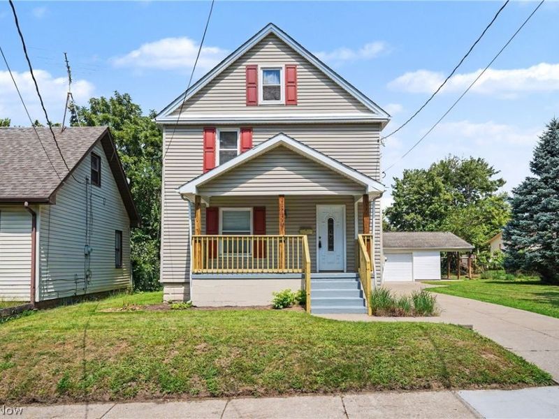 1233 McIntosh Avenue, Akron, OH 44314 Photo 5
