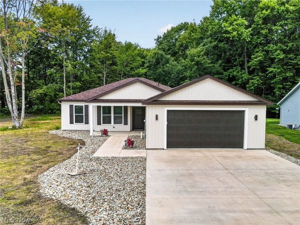 314 Morgan Terrace, Roaming Shores, OH 44084