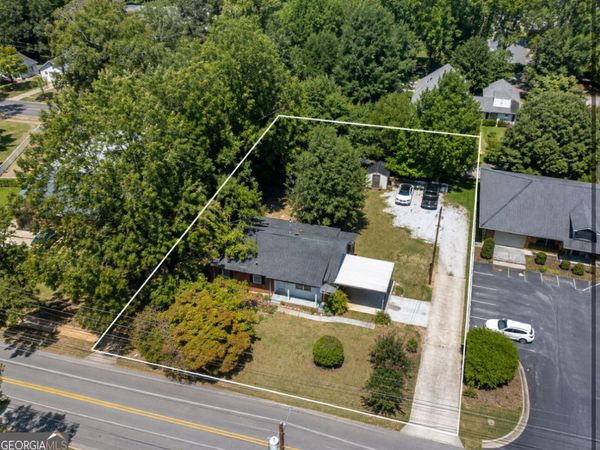 600 E Lanier Avenue W, Fayetteville, GA 30214
