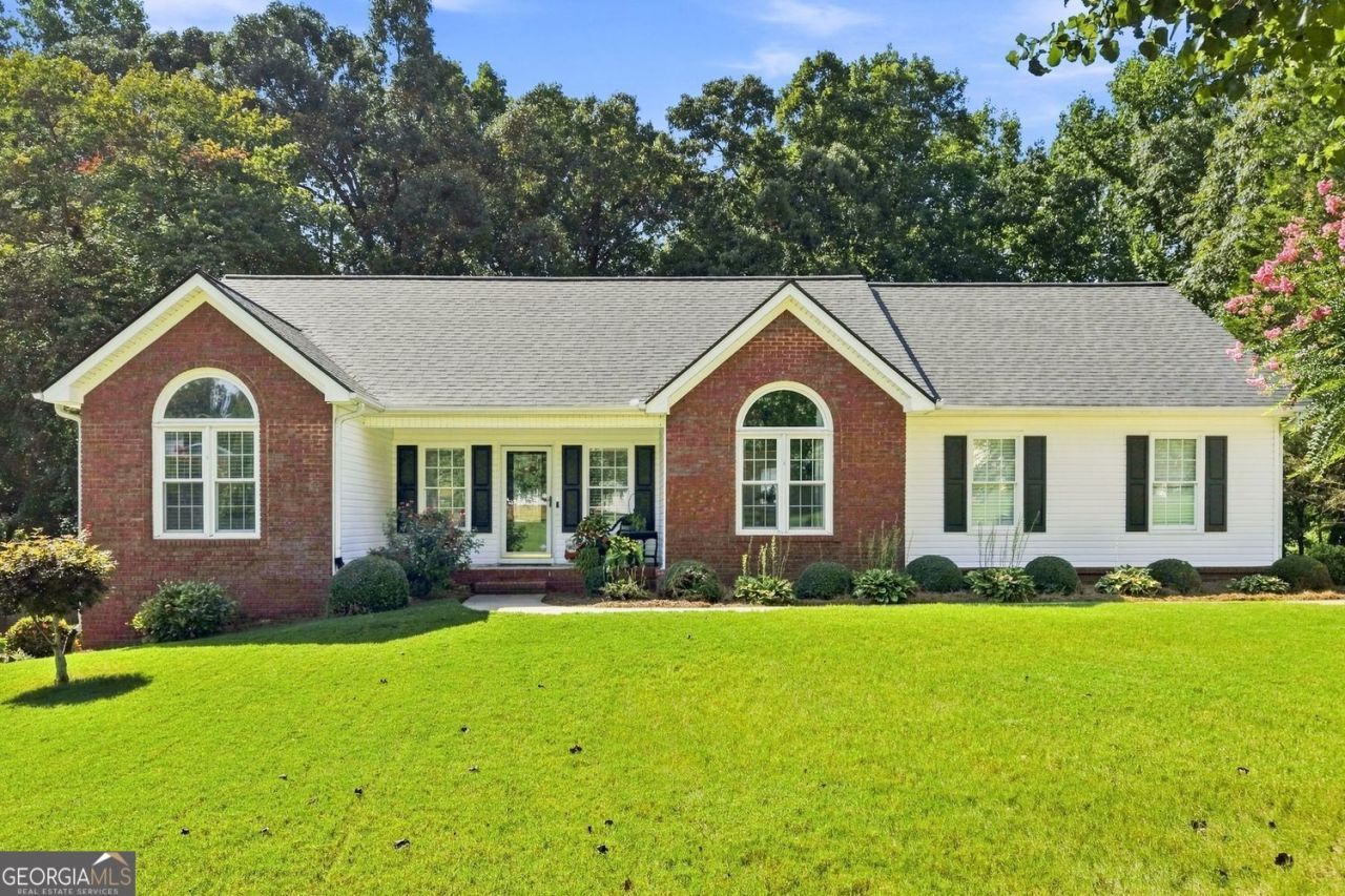 4575 Summerset Drive, Gainesville, GA 30507 Main Photo