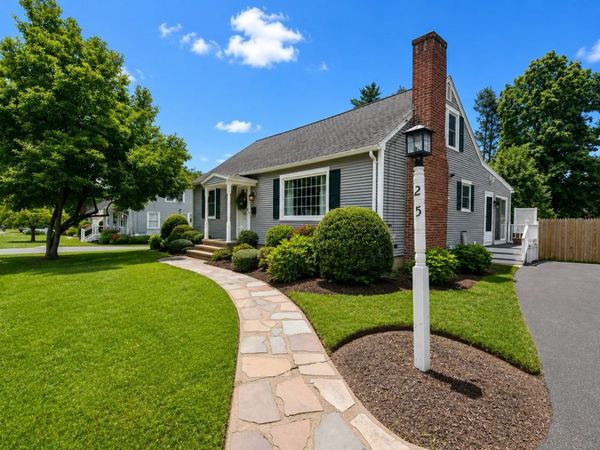 25 Speight Arden, East Longmeadow, MA 01028