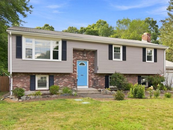 160 E Main Street, Norton, MA 02766