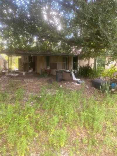 1118 Mcarthur Ave, Lehigh Acres, FL 33936 Main Photo