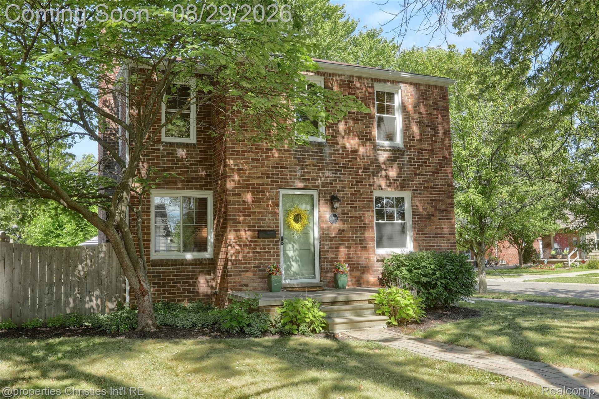 19295 Eastborne Street, Harper Woods, Mi 48225 Main Photo