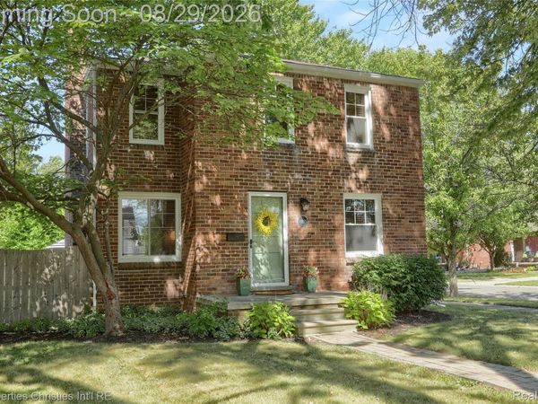 19295 EASTBORNE Street, Harper Woods, Mi 48225