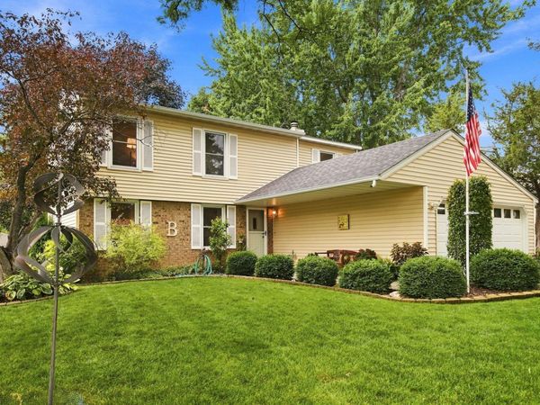 12100 50th Avenue N, Plymouth, MN 55442