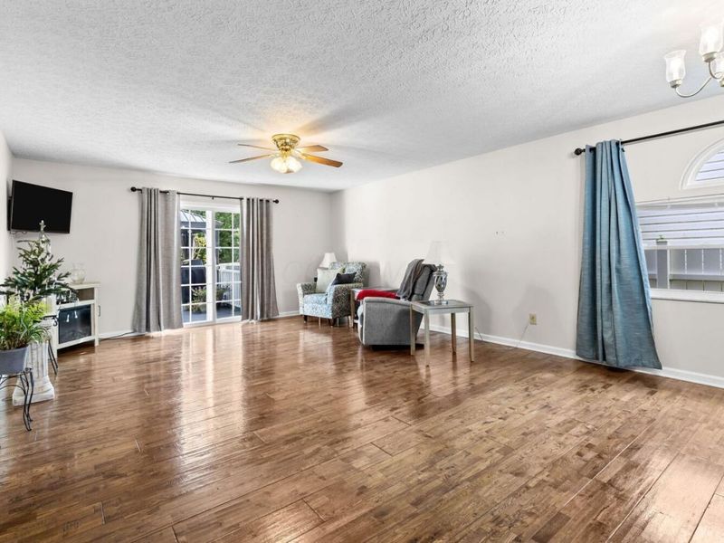4747 Albrook Drive , Columbus, OH 43228 Photo 8