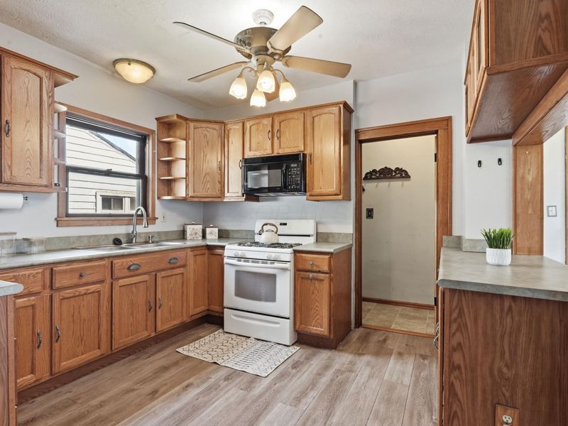 810 Dale Avenue, Willard, OH 44890 Photo 7