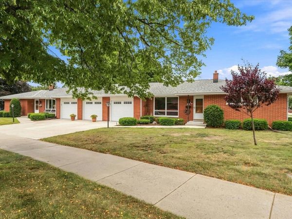 2217 Saemann AVENUE, Sheboygan, WI 53081
