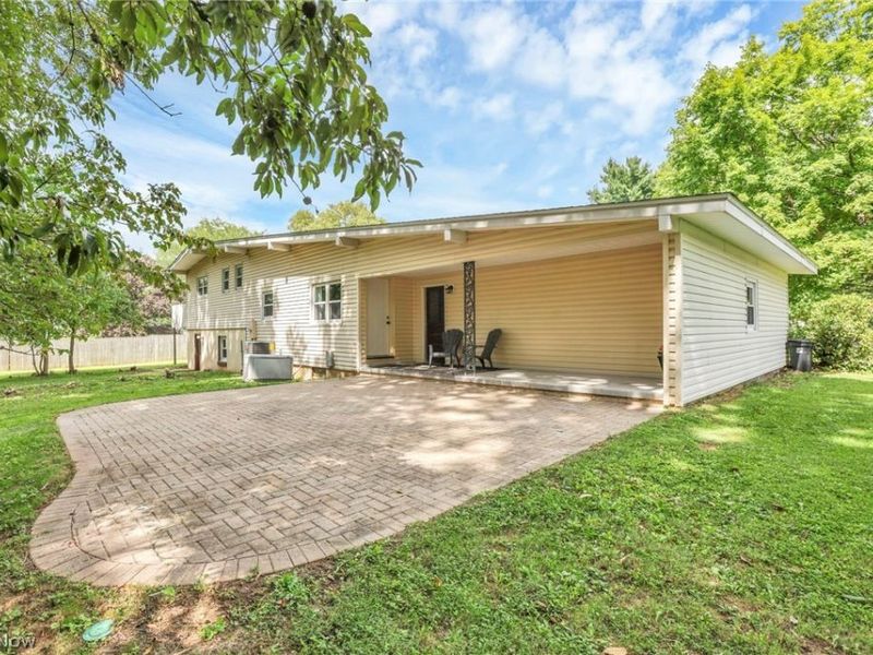 2185 Sunnyhill Drive NE, Lancaster, OH 43130 Photo 13