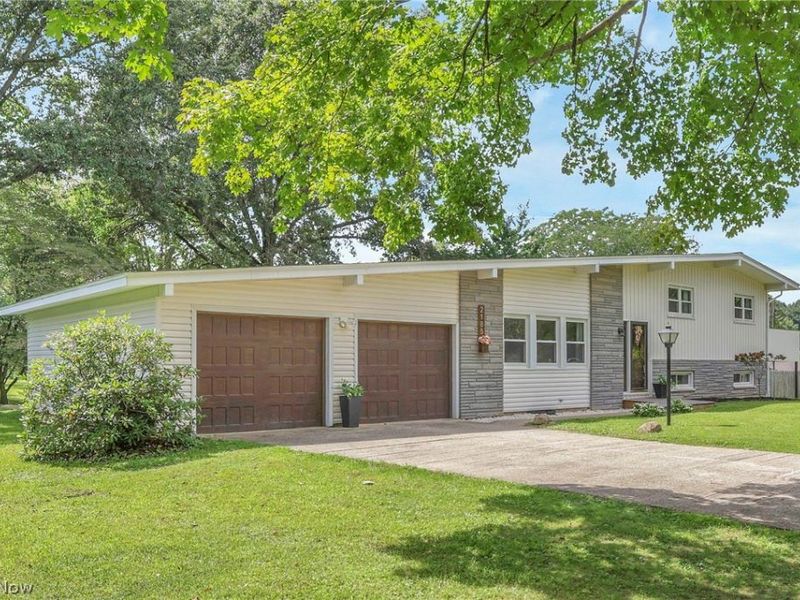2185 Sunnyhill Drive NE, Lancaster, OH 43130 Photo 3