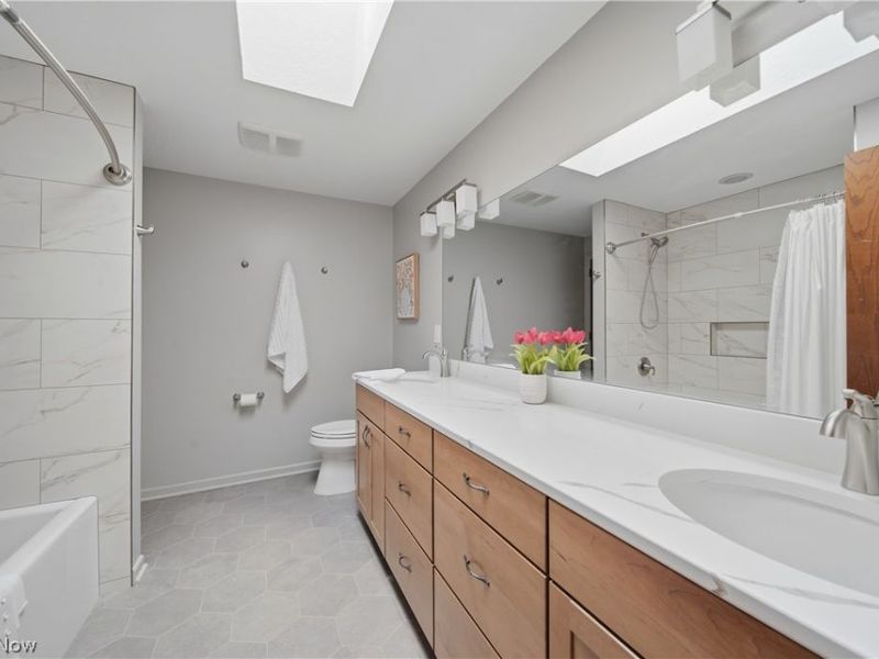 1633 Bennington Circle SW, North Canton, OH 44709 Photo 23