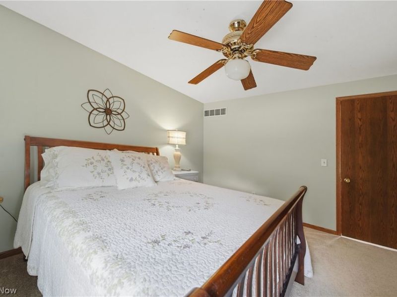 1633 Bennington Circle SW, North Canton, OH 44709 Photo 27