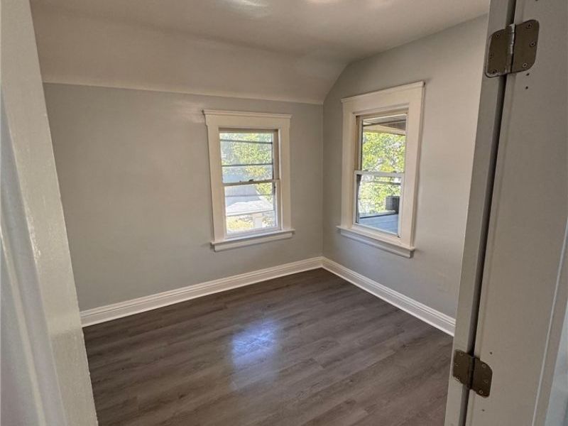 2215 Hood Avenue, Cleveland, OH 44109 Photo 17