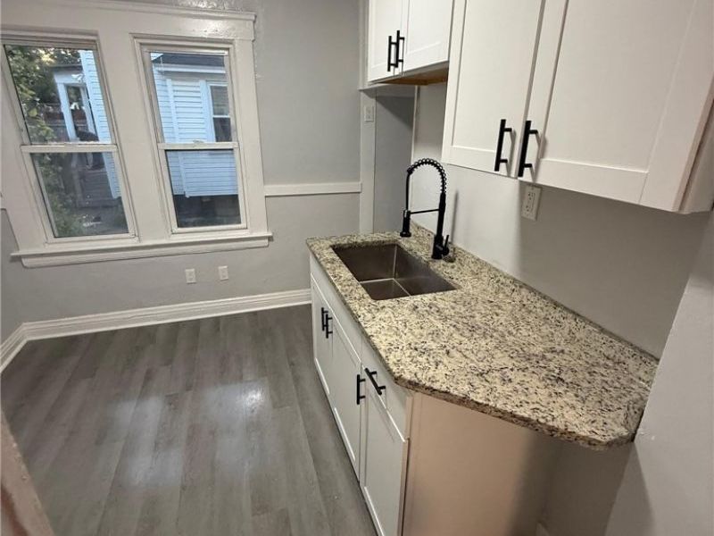 2215 Hood Avenue, Cleveland, OH 44109 Photo 9