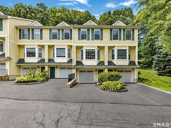 2 Great Oak Ridge, Unit 2, Seymour, CT 06483