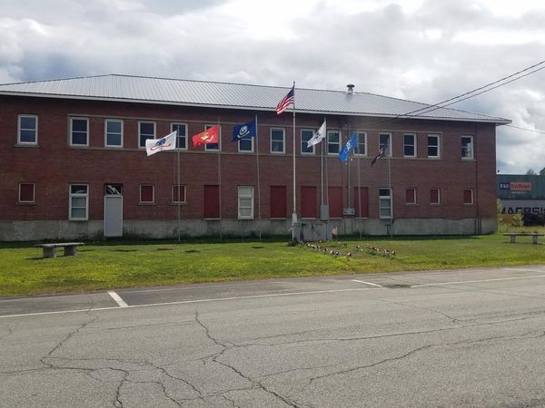 76 Railroad Avenue , Brownville, ME 04414