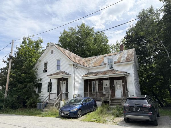 2 Swan Street , Waterville, ME 04901