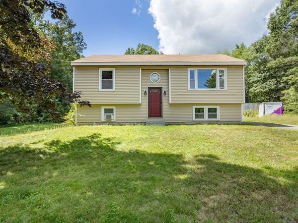 124 Ell Pond Road, Wells, ME 04090