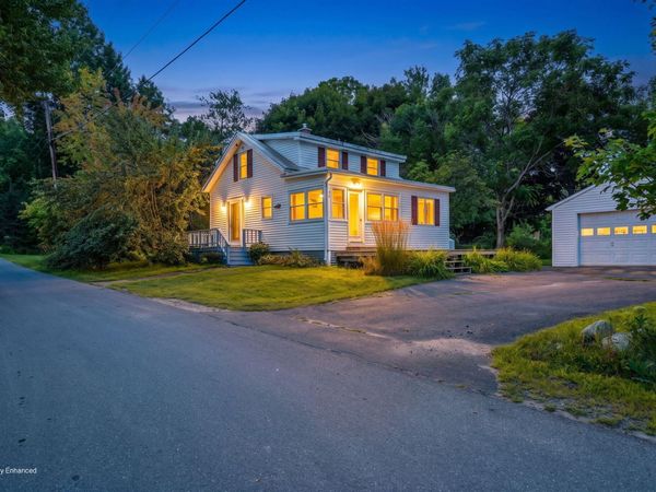 32 School Street , Belgrade, ME 04917