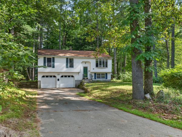 11 Split Oak Circle, Waterboro, ME 04061