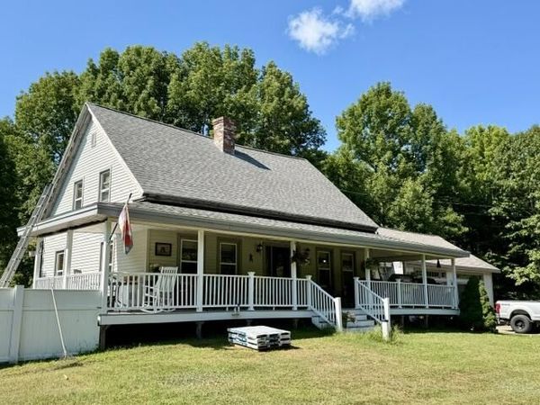 334 Town Farm Road , Oakland, ME 04963