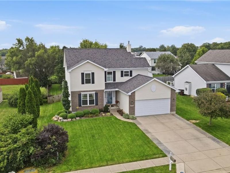 102 Cabernet Drive, Englewood, OH 45322 Photo 2