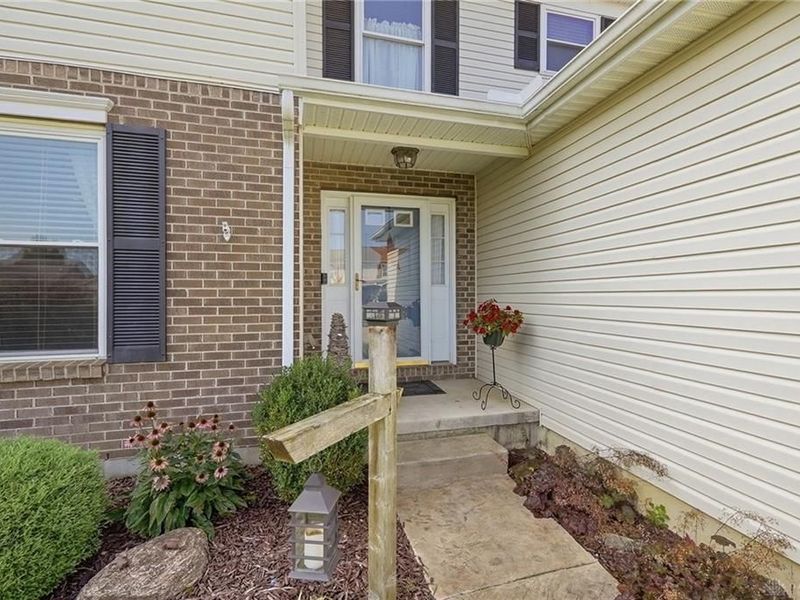 102 Cabernet Drive, Englewood, OH 45322 Photo 3