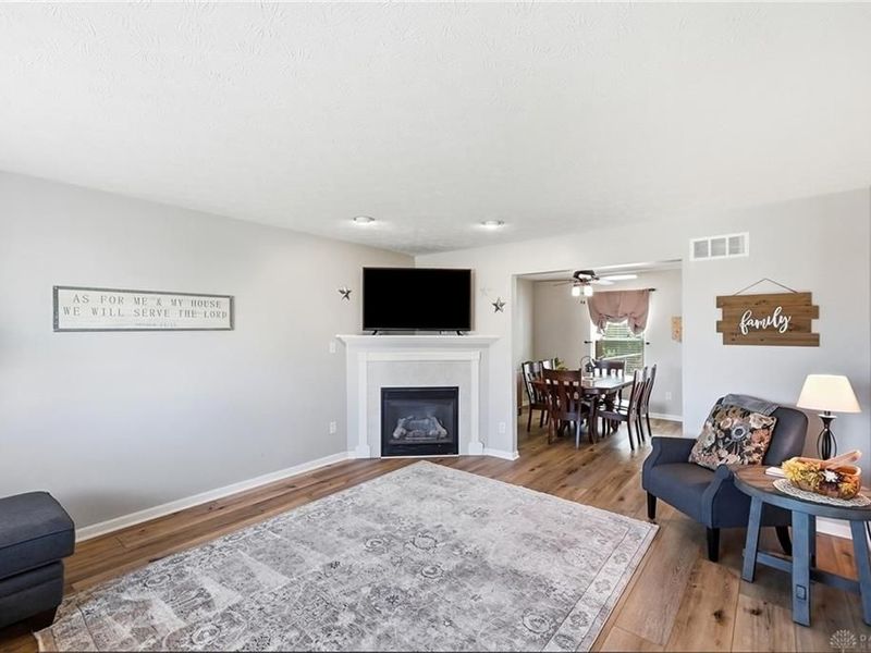 102 Cabernet Drive, Englewood, OH 45322 Photo 7