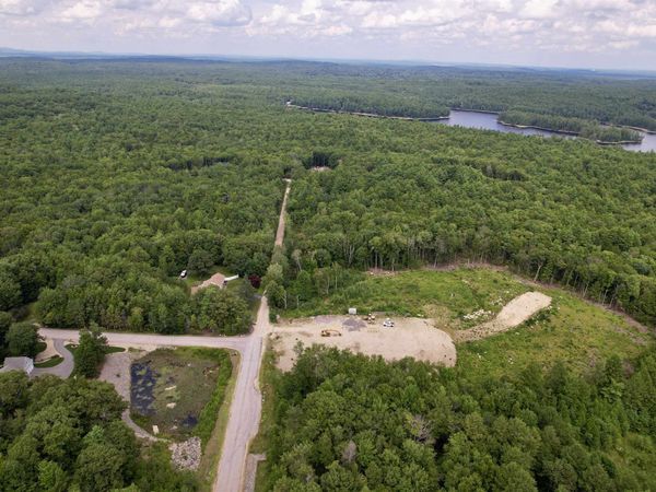 1 Maverick Way, Barrington, NH 03825