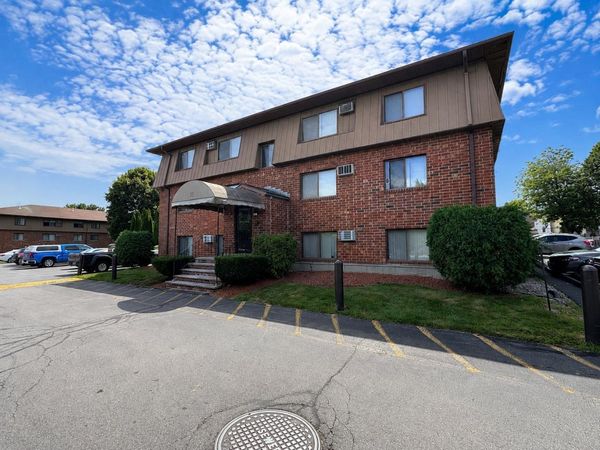 35 Log Street, Unit 3C, Manchester, NH 03102