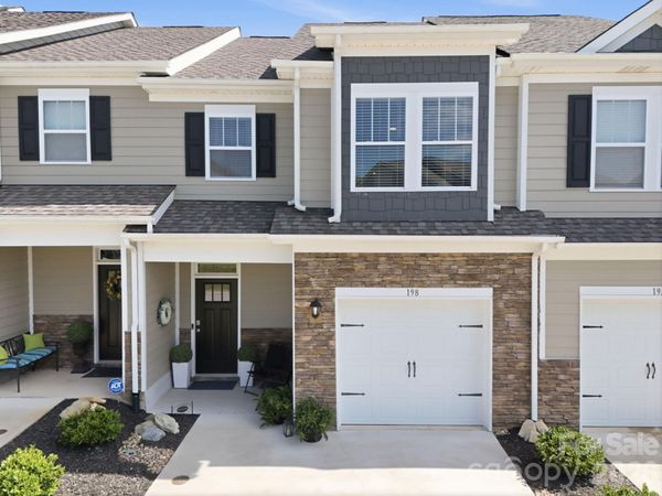 198 Creekview Road , Hendersonville, NC 28792
