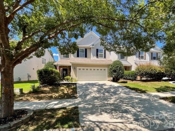 1033 Mountain Laurel Court, Matthews, NC 28104